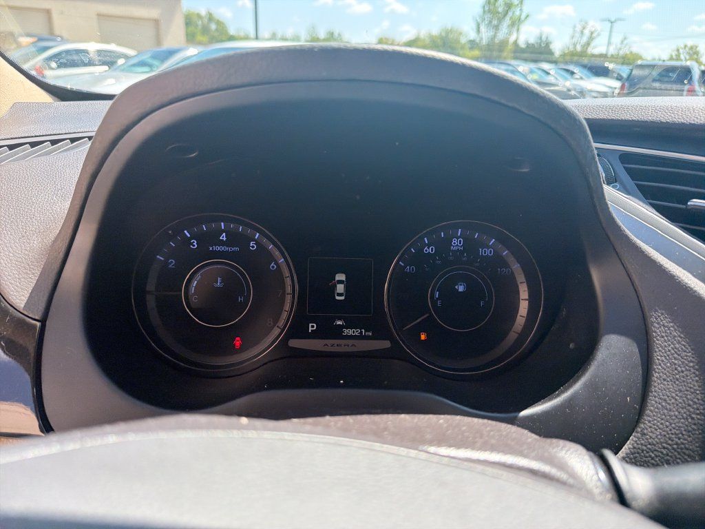 Used 2016 Hyundai Azera Limited FWD image 21