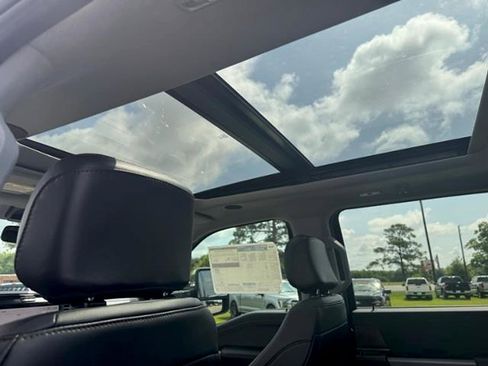 New 2025 Ford F350 Lariat w/ Lariat Ultimate Package image 15