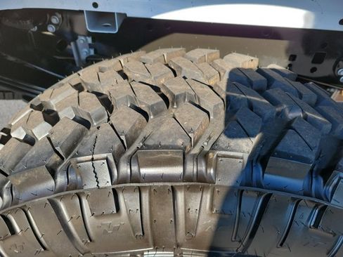 Used 2023 Ford F250 XL image 9