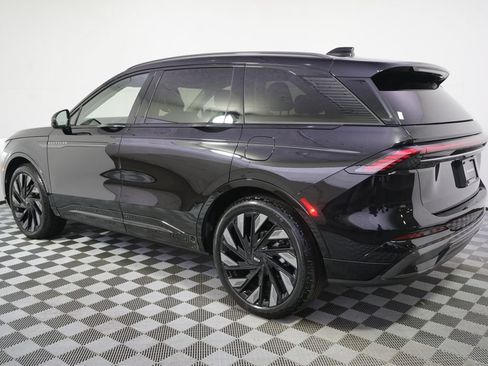 New 2026 Lincoln Nautilus Reserve AWD/4WD image 3