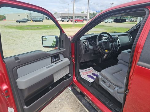 Used 2013 Ford F150 XLT w/ Luxury Equipment Group AWD/4WD image 17