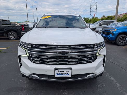 Used 2023 Chevrolet Tahoe Premier AWD/4WD image 2