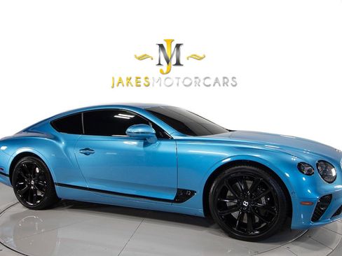 Used 2020 Bentley Continental GT image 14
