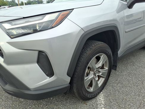 Used 2025 Toyota RAV4 XLE w/ Convenience Package AWD/4WD image 9