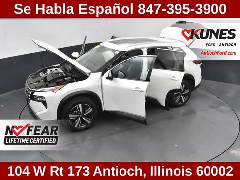 Used 2025 Nissan Rogue SL w/ SL Premium Package FWD image 57