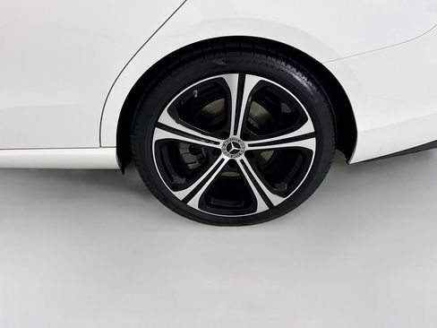 Certified 2025 Mercedes-Benz C 300 Sedan image 29