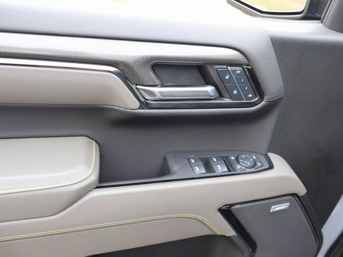 Used 2024 Chevrolet Silverado 1500 ZR2 w/ Technology Package image 26