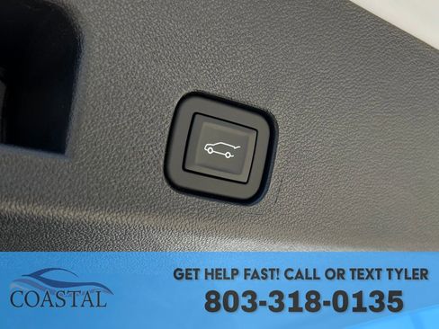 New 2026 Chevrolet Traverse Z71 w/ Enhanced Driving Package AWD/4WD image 26