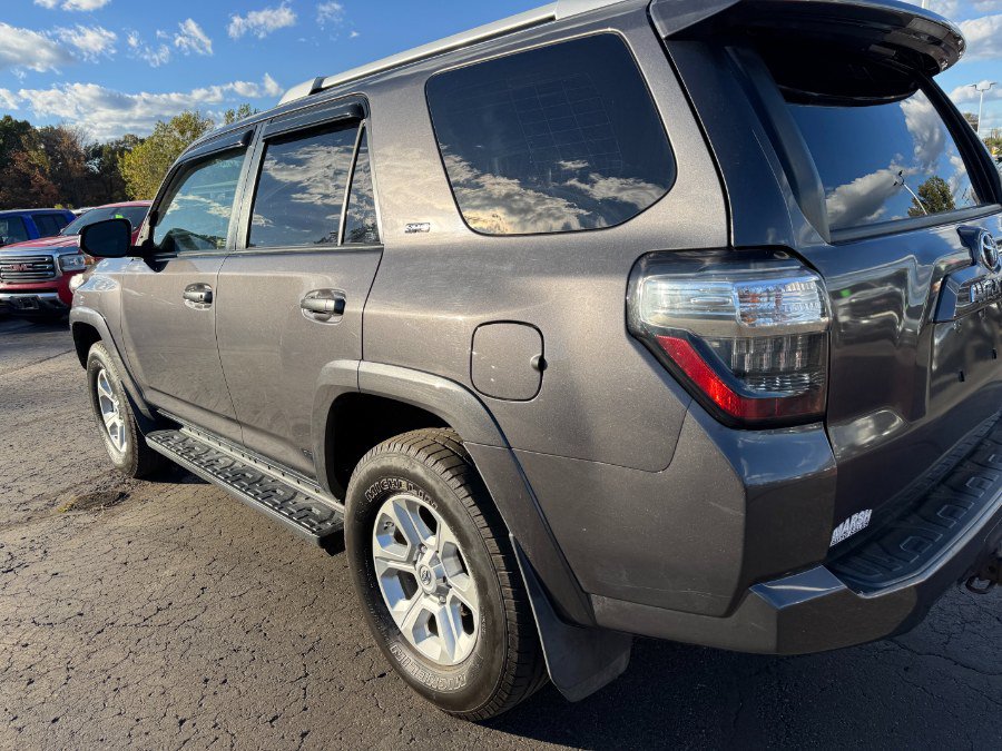 Used 2015 Toyota 4Runner 4WD image 10
