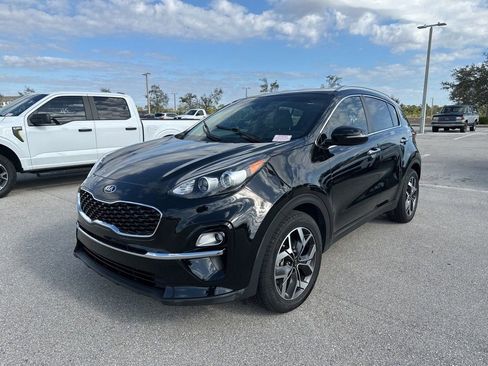 Certified 2021 Kia Sportage EX image 2