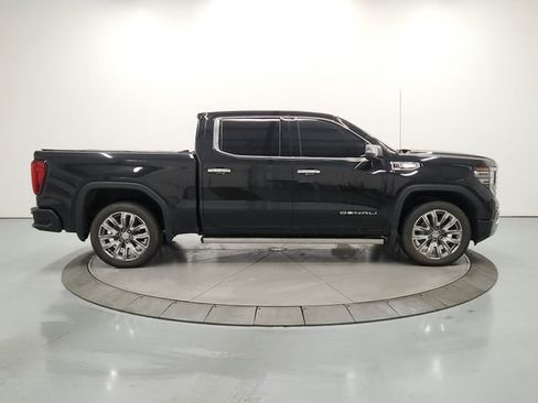 Used 2024 GMC Sierra 1500 Denali w/ Denali Reserve Package AWD/4WD image 8