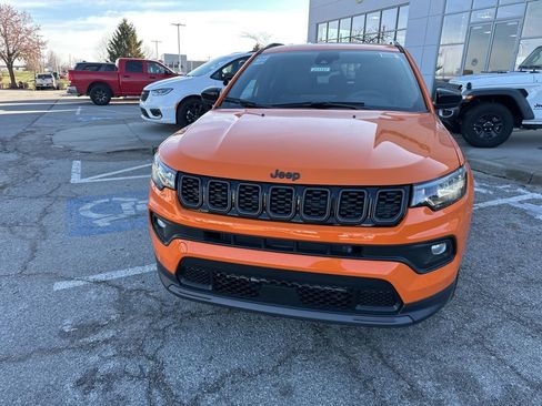 New 2026 Jeep Compass Latitude image 10