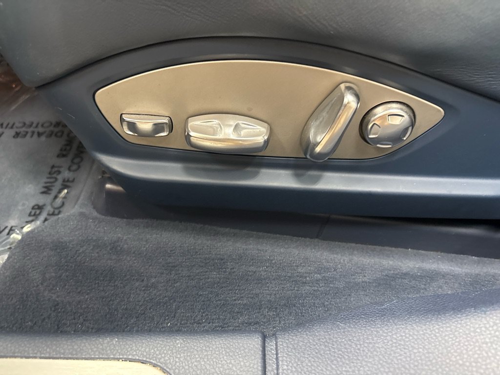 Used 2012 Porsche Panamera image 19