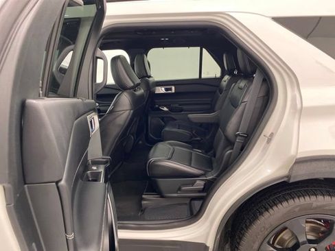Used 2023 Ford Explorer ST w/ Equipment Group 401A AWD/4WD image 29