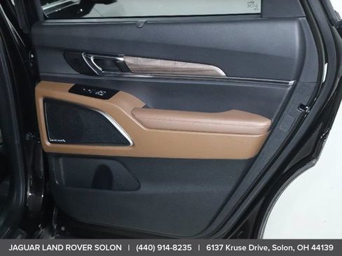 Used 2021 Kia Telluride SX w/ SX Prestige Package AWD/4WD image 35