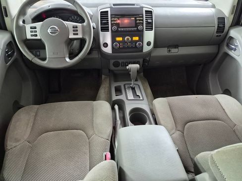 Used 2014 Nissan Frontier SV w/ SV Value Truck Package RWD image 23