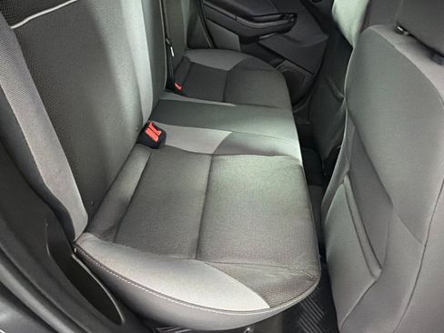 Used 2014 Ford Focus SE FWD image 18