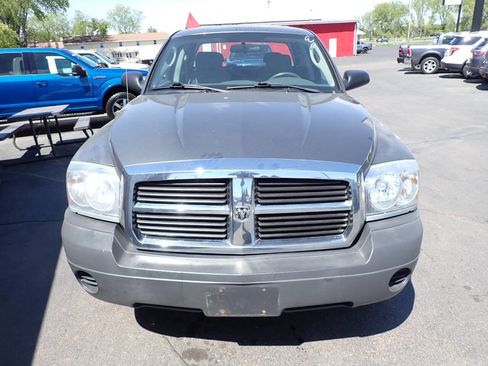 Used 2007 Dodge Dakota ST AWD/4WD image 2