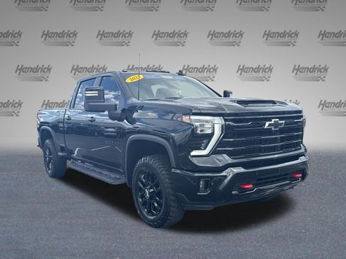 Used 2025 Chevrolet Silverado 2500 LT w/ Trail Boss Package AWD/4WD image 2