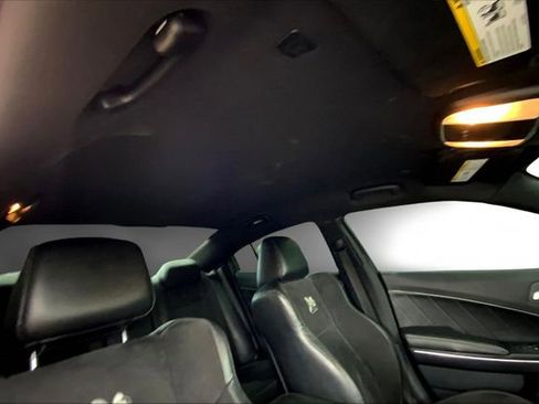 Used 2017 Dodge Charger R/T Scat Pack w/ Dynamics Package image 24