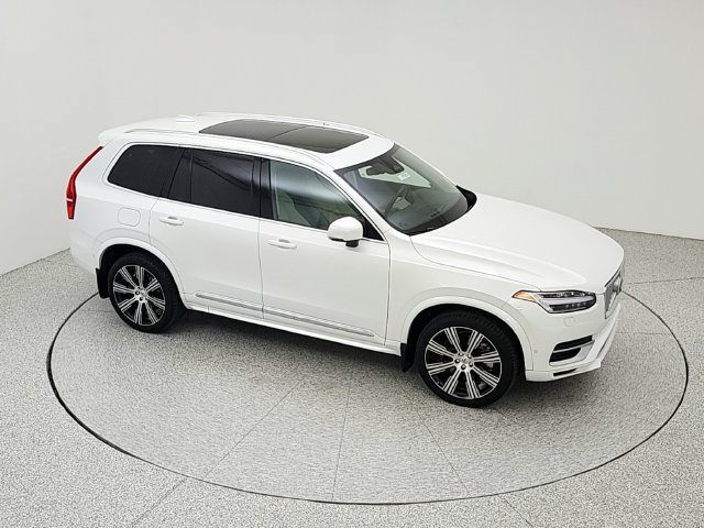 Certified 2025 Volvo XC90 T8 Plus w/ Protection Package Premier AWD/4WD image 15