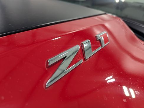Used 2012 Chevrolet Camaro ZL1 image 10