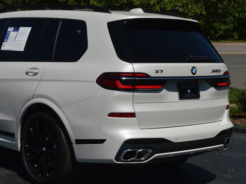 Certified 2026 BMW X7 M60i AWD/4WD image 3
