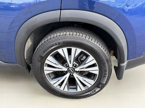 Certified 2023 Nissan Rogue SV AWD/4WD image 24