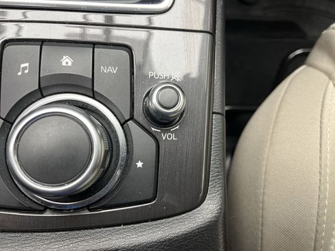 Used 2016 MAZDA CX-5 Touring image 15