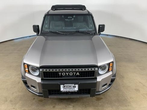 Used 2024 Toyota Land Cruiser image 4