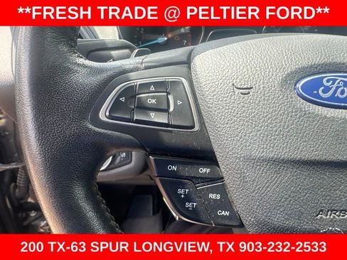Used 2017 Ford Escape SE w/ Equipment Group 201A FWD image 11