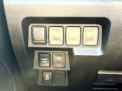 New 2026 Nissan Frontier SV w/ Tow Package AWD/4WD image 27