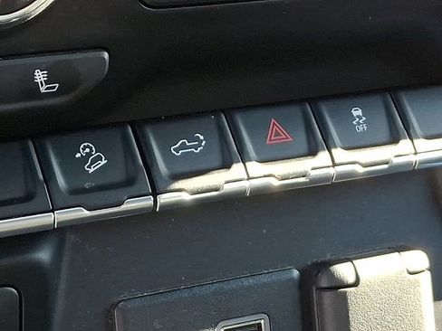 Used 2022 Chevrolet Silverado 1500 LT Trail Boss w/ Bed Protection Package image 28