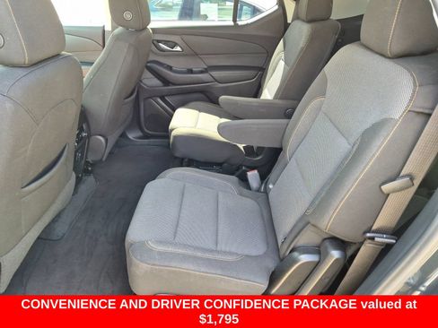 Used 2020 Chevrolet Traverse LT FWD image 25