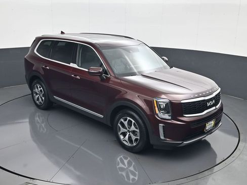 Used 2022 Kia Telluride EX FWD image 16