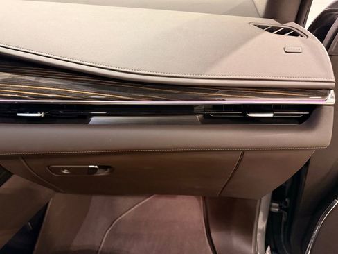 Used 2024 Cadillac Escalade Sport w/ Touring Package image 34