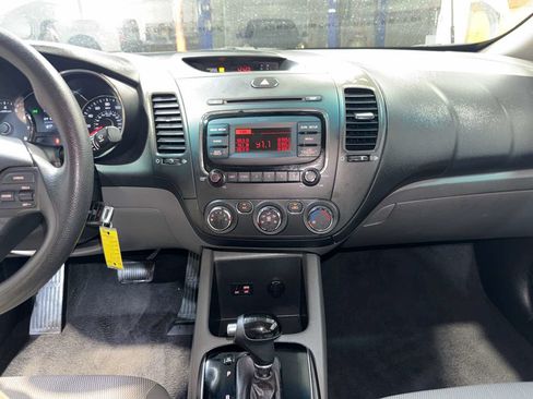 Used 2018 Kia Forte LX FWD image 20