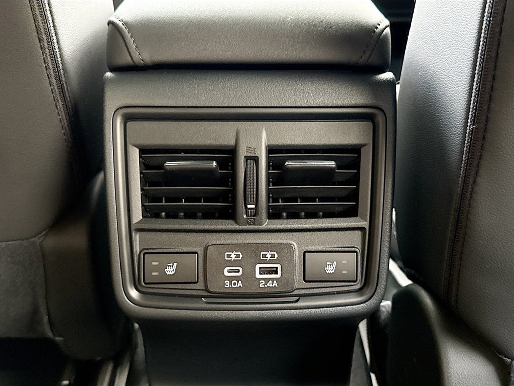 New 2026 Subaru Outback Limited AWD/4WD image 32