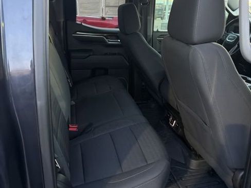Used 2023 GMC Sierra 1500 Elevation image 19