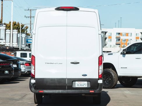 Used 2022 Ford Transit 250 148 High Roof Extended w/ Load Area Protection Package image 7