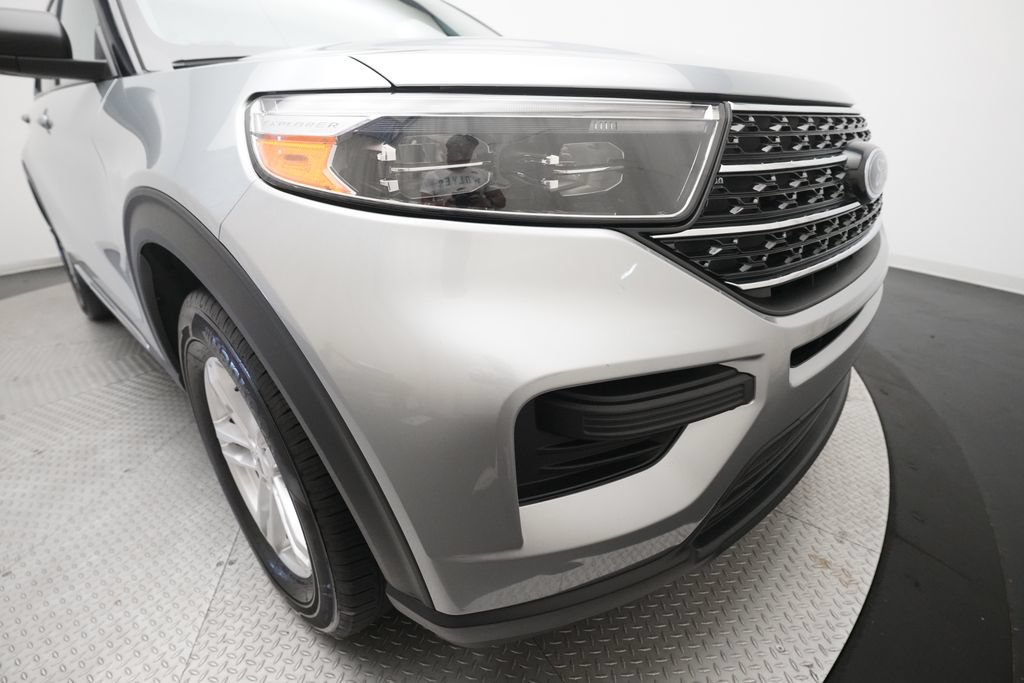 Used 2023 Ford Explorer XLT w/ Class IV Trailer Tow Package AWD/4WD image 23