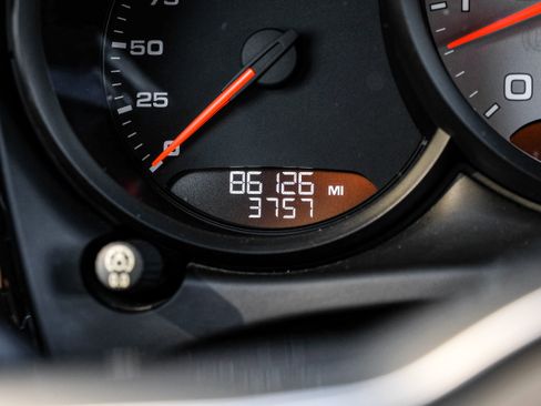 Used 2017 Porsche Macan S image 20