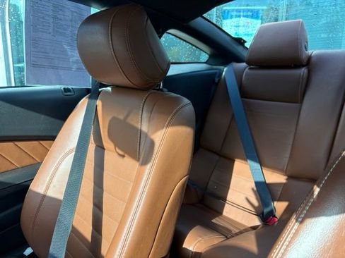 Used 2013 Ford Mustang Premium RWD image 21