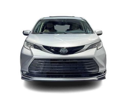 Used 2021 Toyota Sienna Limited FWD image 6