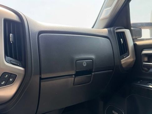 Used 2016 GMC Sierra 2500 Denali w/ Duramax Plus Package AWD/4WD image 27