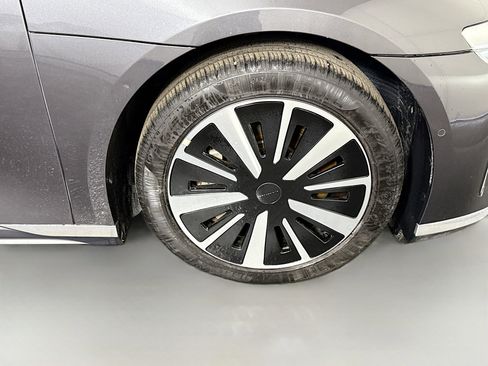 Used 2023 Lucid Air Pure image 31