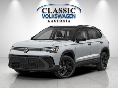 Certified 2025 Volkswagen Taos SE