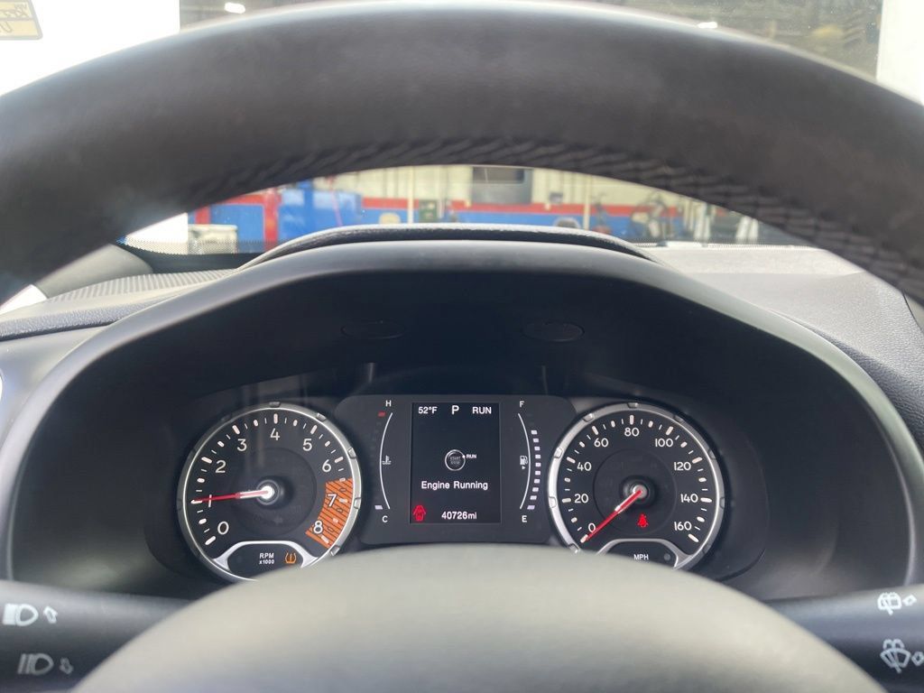 Used 2019 Jeep Renegade Latitude AWD/4WD image 15