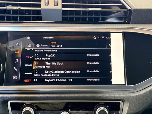 New 2025 Audi Q3 2.0T Premium image 14