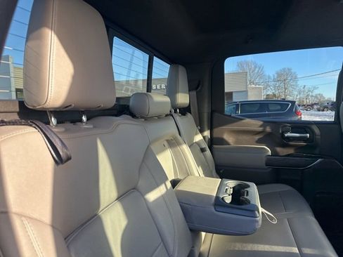 Used 2021 Chevrolet Silverado 1500 LTZ w/ LTZ Premium Package image 17